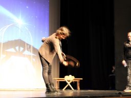 2025 - Christkindlmarkt Unterföhring: "Wenn ein Stern vom Himmel fällt"