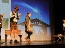 2025 - Christkindlmarkt Unterföhring: "Wenn ein Stern vom Himmel fällt"