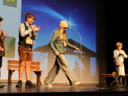 2025 - Christkindlmarkt Unterföhring: "Wenn ein Stern vom Himmel fällt"