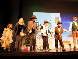 2025 - Christkindlmarkt Unterföhring: "Wenn ein Stern vom Himmel fällt"